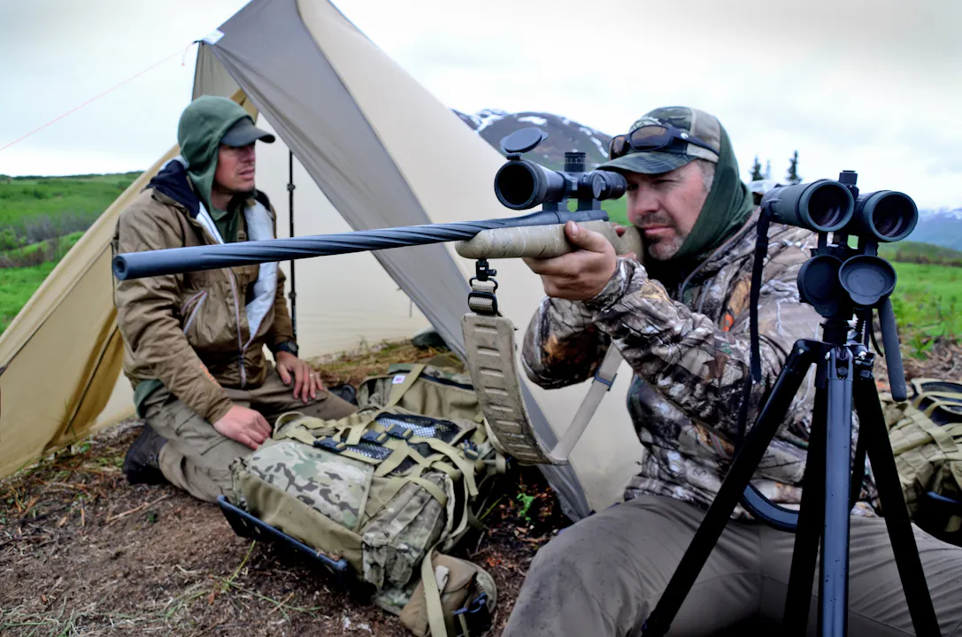 S4-E17/18: Alaska Bear Hunt Part 1 & 2: Double Episode (Featuring Rorke ...