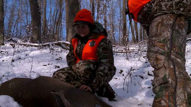 S6-E08: Duren Deer Camp, Helen & Brittany Wisconsin Whitetail Part 2