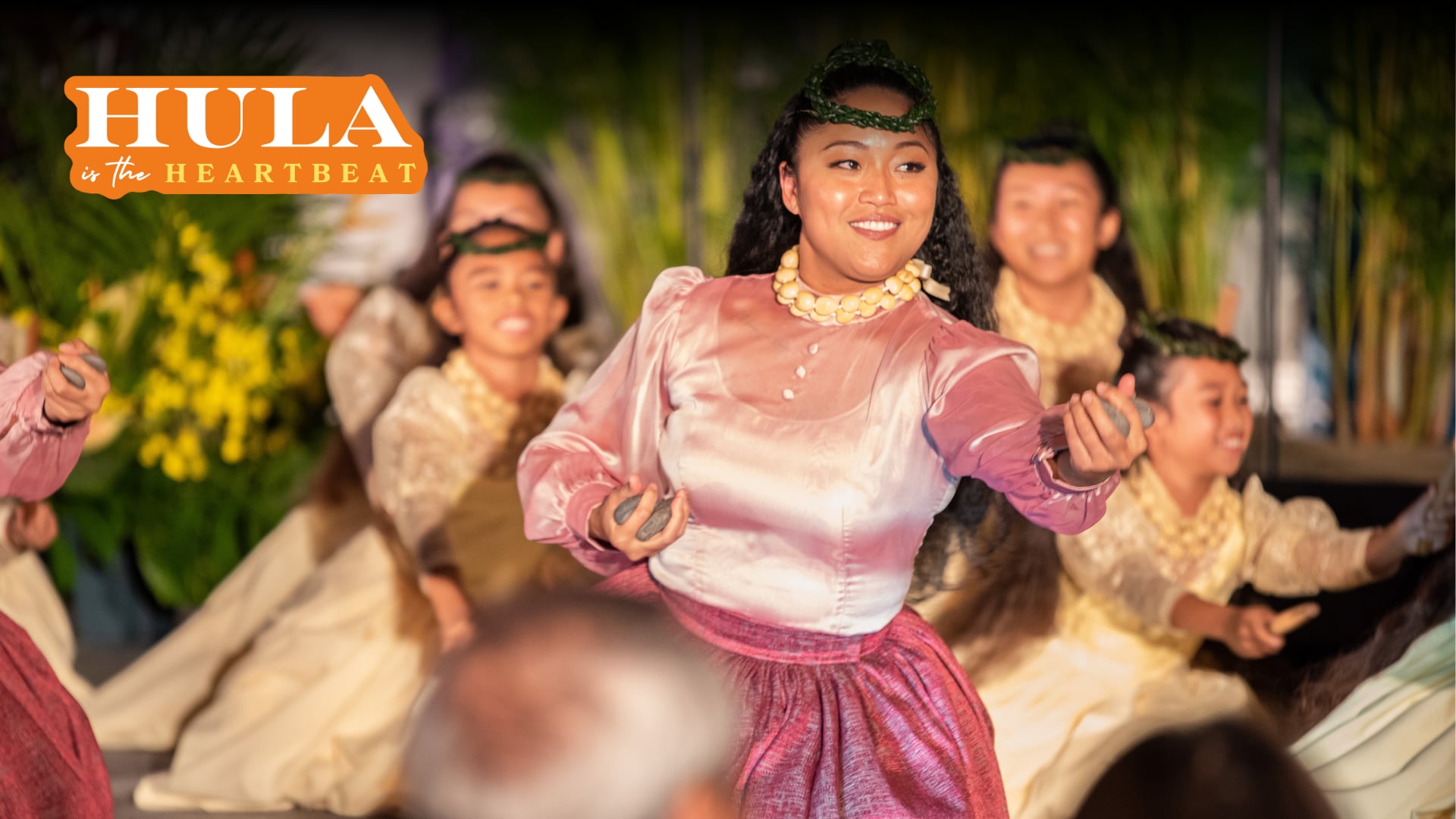 Hula Kahiko by Hālau Nā Lei Kaumaka O Uka