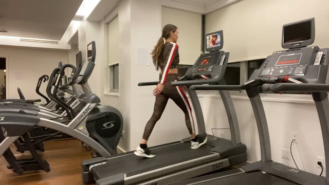 20 Min Treadmill w/ Legs