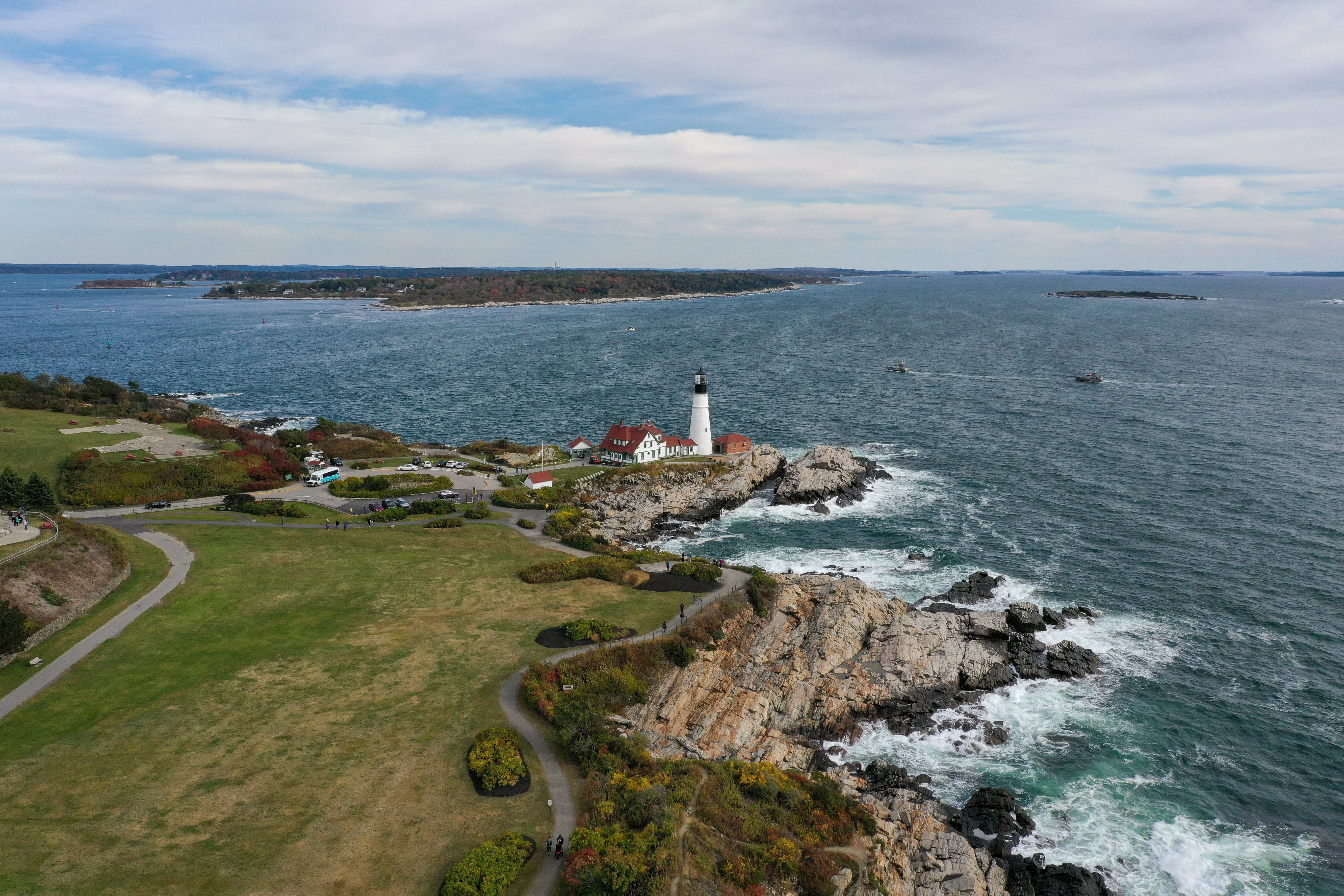Fly over the Southern Maine Coastline - S4001