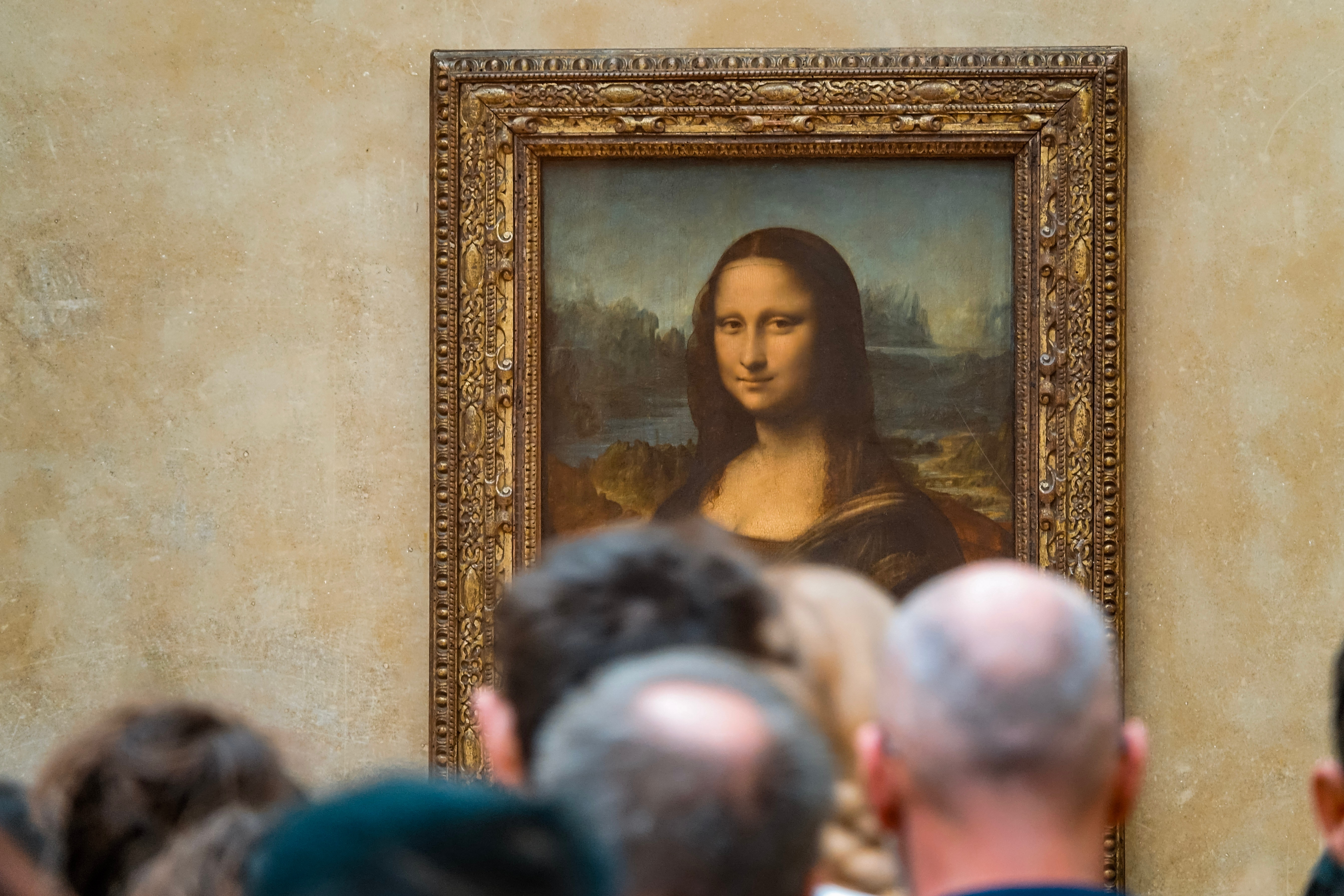 Louvre Museum Paris, Mona Lisa in France - S4179 