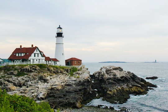 Over The Lighthouses Of Maine - S606 