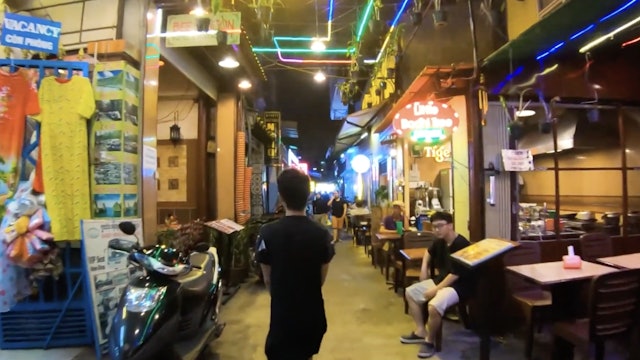 S4175 - Ho Chi Minh City Nightlife Area, Clubs - 🇻🇳 Vietnam - 4K Walking Tour 