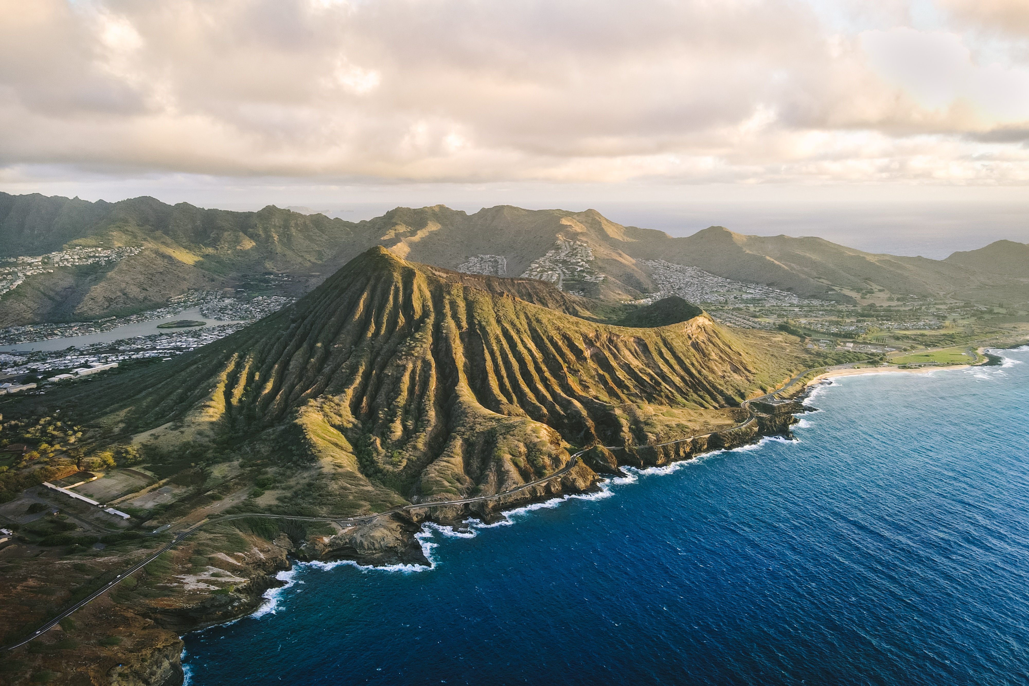 Flying Over Oahu, Hawaii - S4024