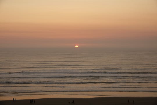 Sunrise on the Ocean & Mountains - S2035