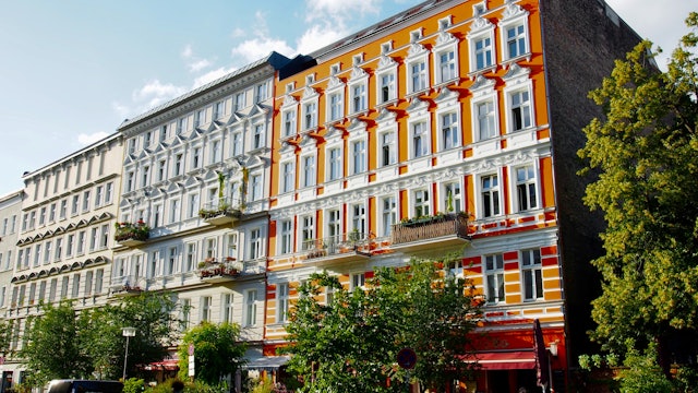 Walking Around Kreuzberg in Berlin, Germany - S4114