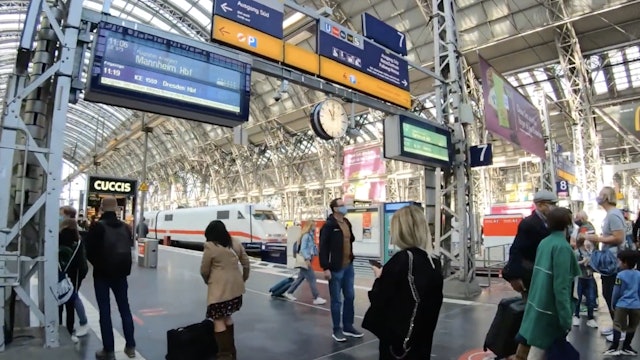 S4161 - Frankfurt Hauptbahnhof, Busiest Train Stations In - 🇩🇪 Germany 