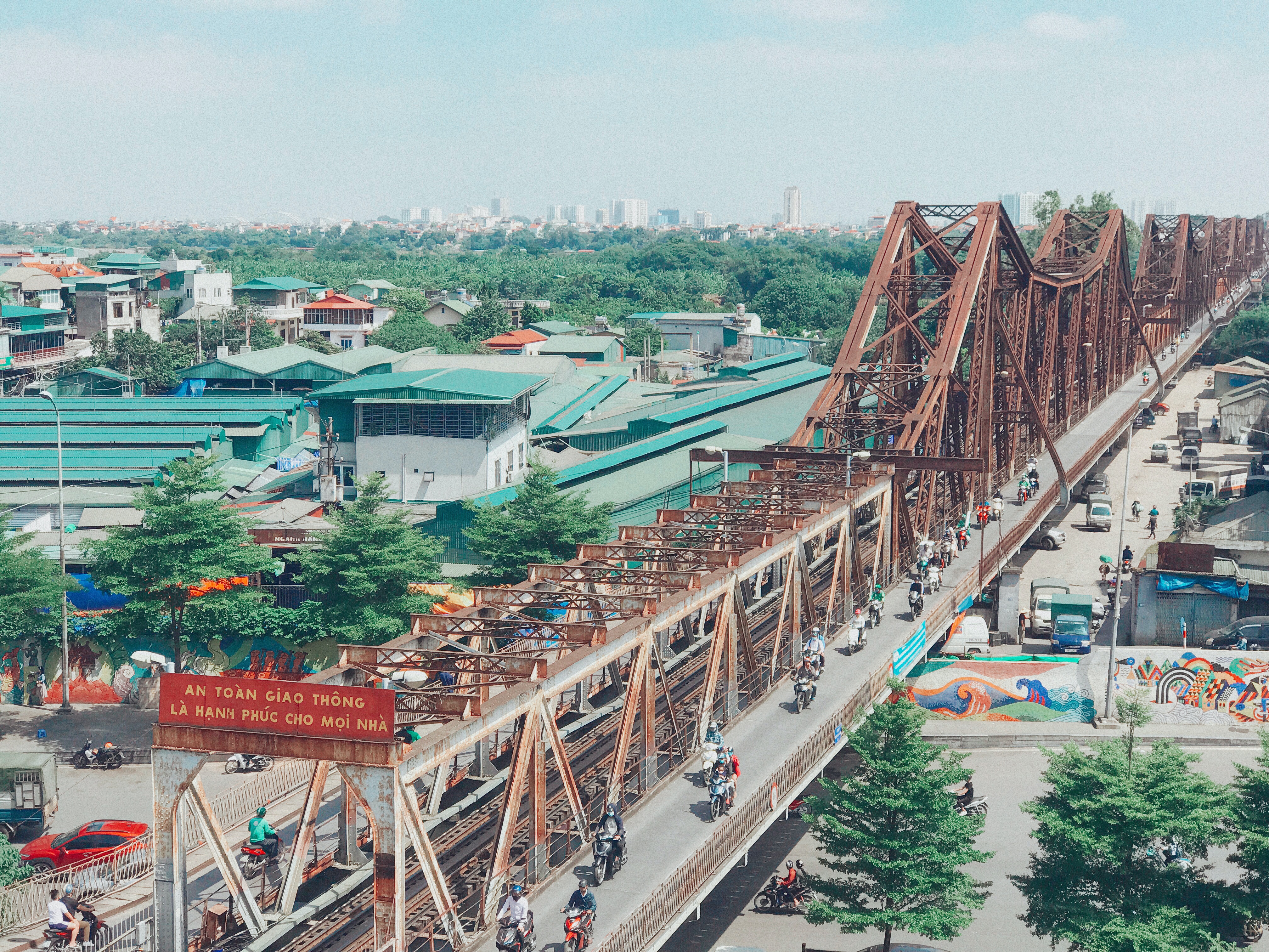 Hanoi, Long Bien Bridge to St Joseph's Cathedral in Vietnam - S4166 