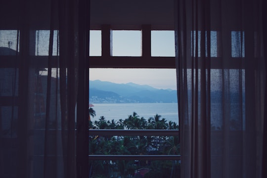 Window with a View on a Tropical Beach - S2033