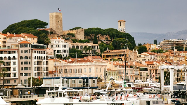 Cannes, Luxury Yachts in France - S4244