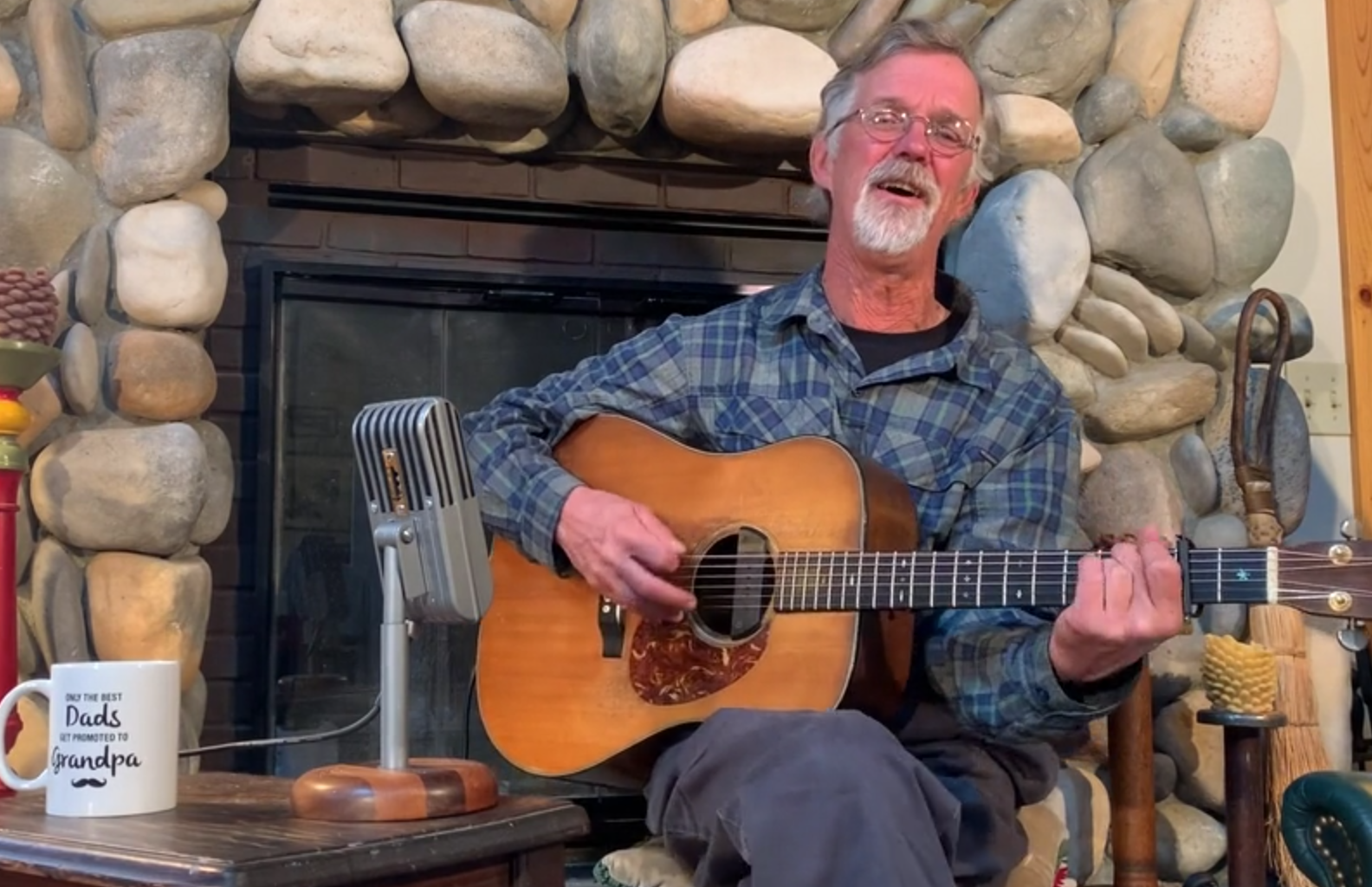 Frank Youngman Part.1, Sing Along - S3214