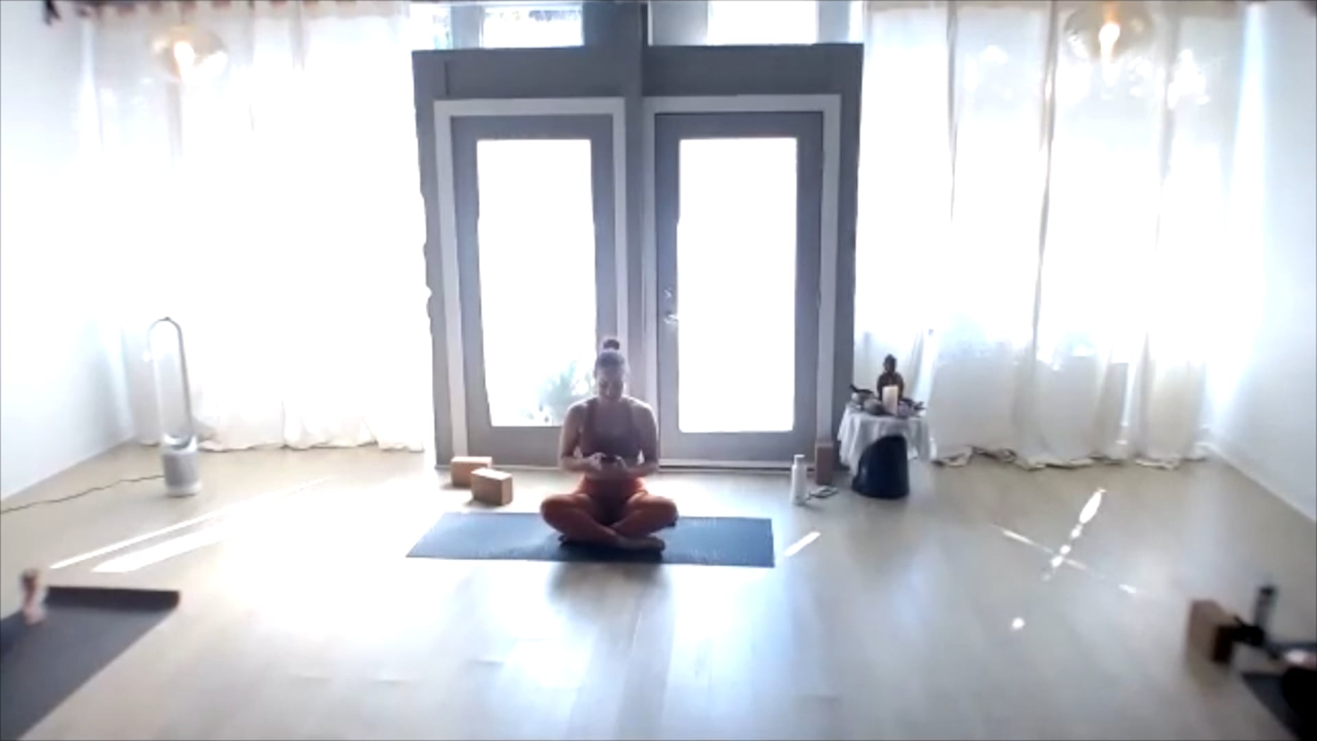 Gillian Confair Fiery Flow - 09