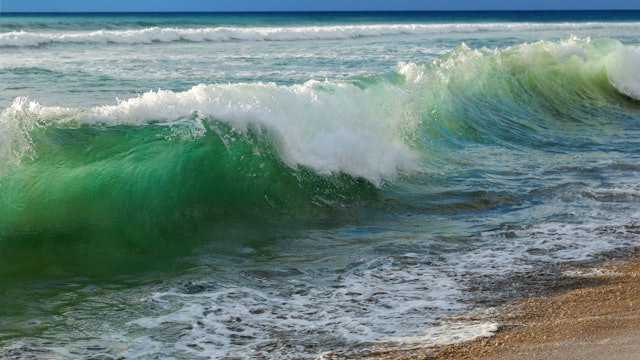 How to Paint a Wave Reference Photo.jpg