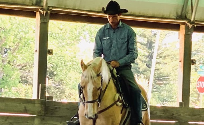 Teaching Horses To Pick Up A Certain Lead and Issues Picking Up The Wrong Lead