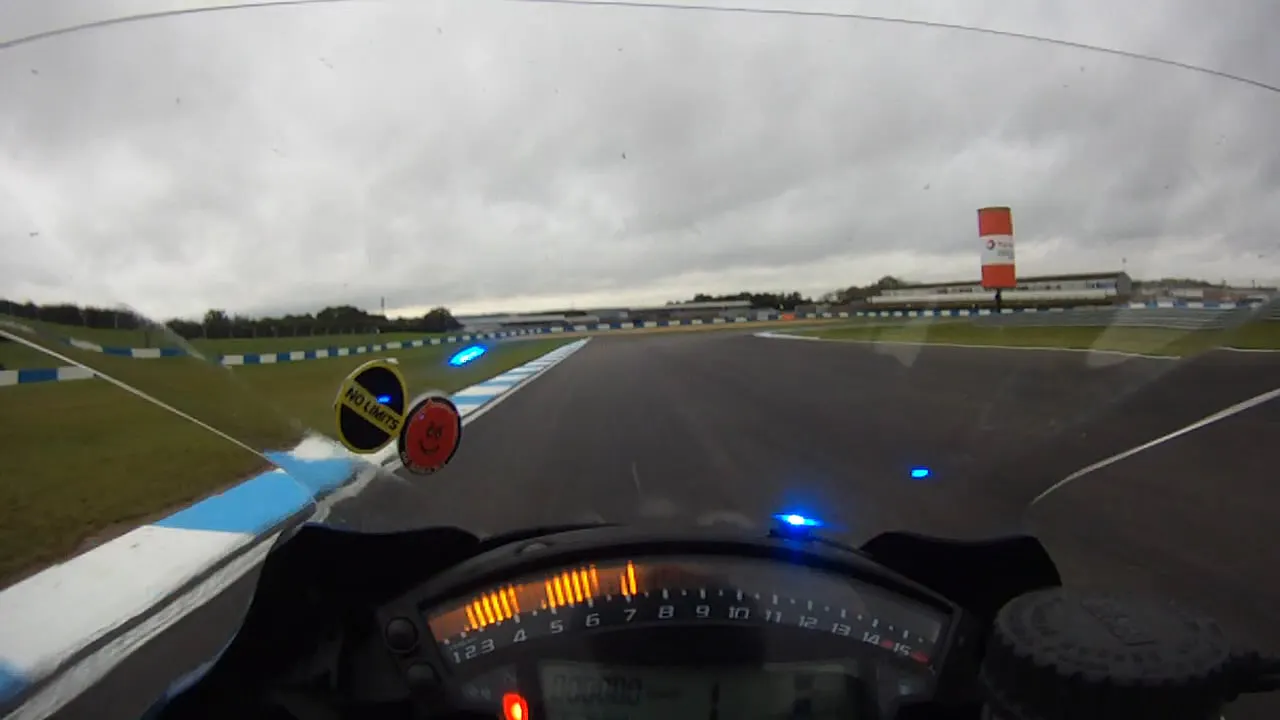 Donington - 'How I ride' motorcycle circuit guide