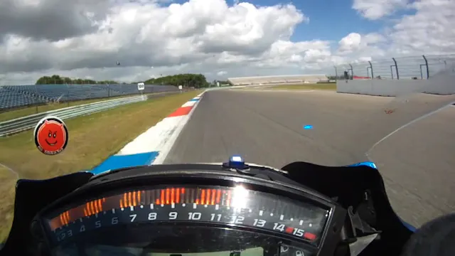 Assen - 'How I ride' motorcycle circuit guide