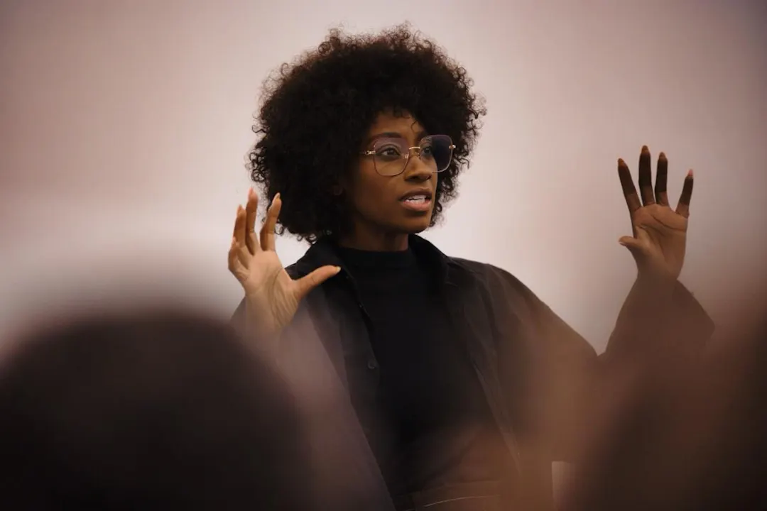 Become a Confident Professional Speaker