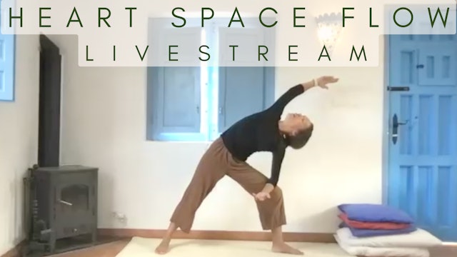 45 Min Livestream Yoga Therapy for Anxiety with Zakiya
