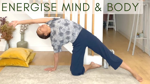 20 Min Gentle Backbends Flow with Zakiya