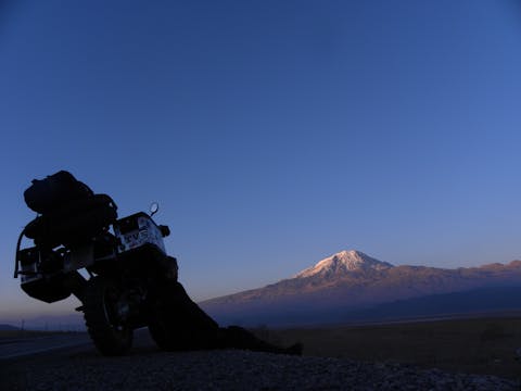 IRAK 6. Regresando al Ararat 14 años ...