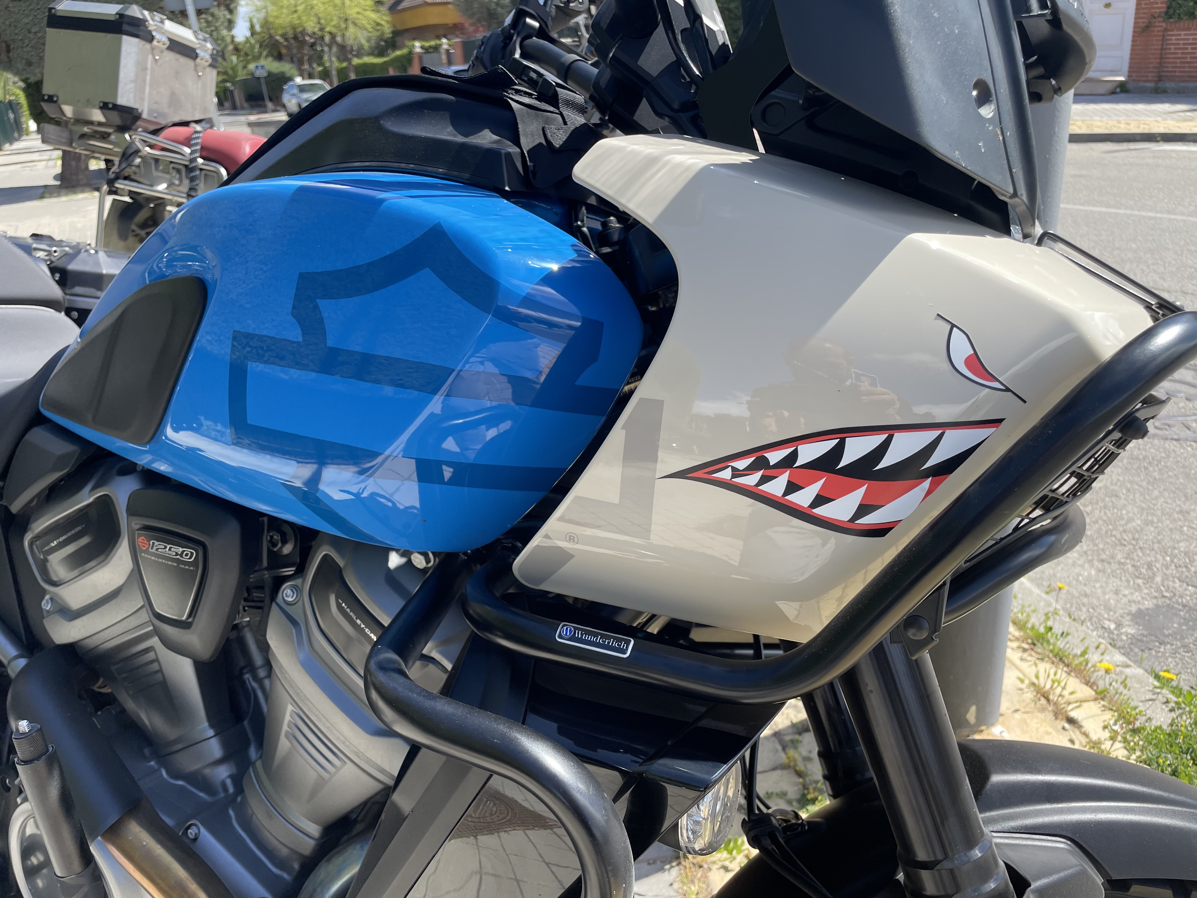 Problemas de software y app Harley Davidson Pan Am