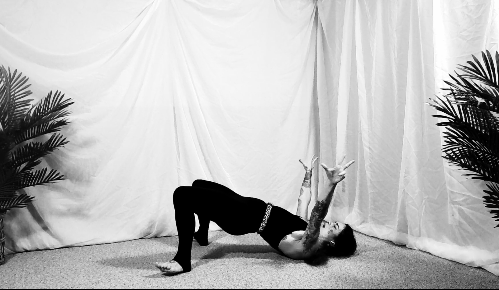 25 min Cheeky w/ Amber