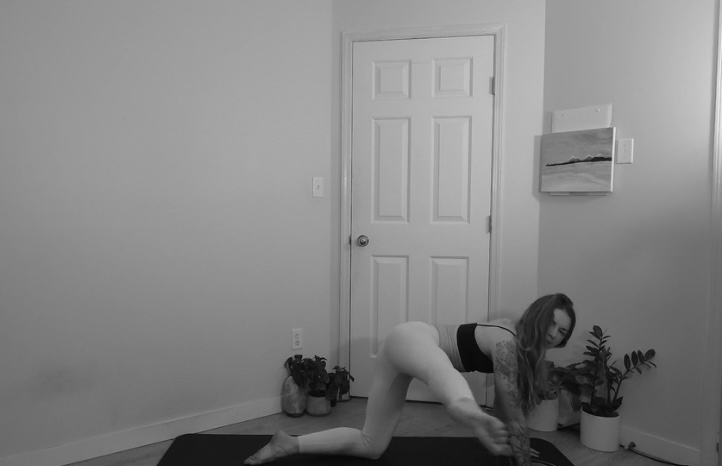 45 min Cheeky w/ Trilby