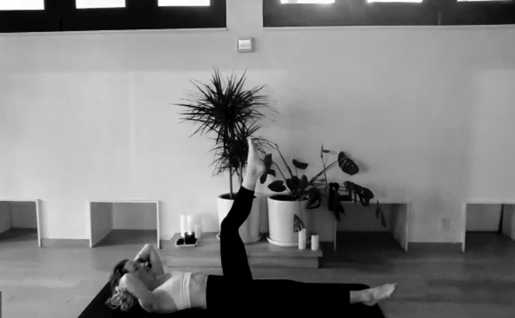 14 min glute & core zing w/ Trilby