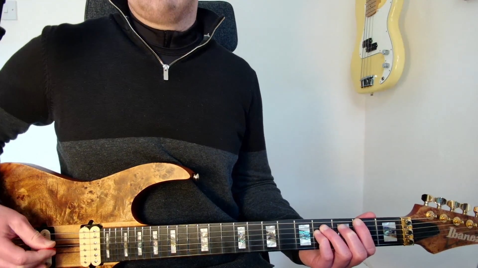 DofE awards. Bronze, silver or gold. Guitar. Video