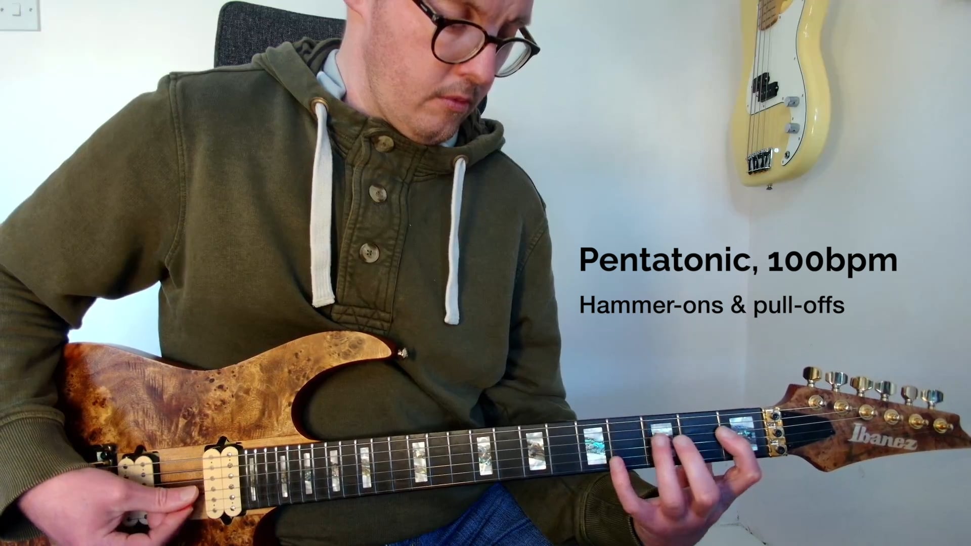 Pentatonic scale (100bpm) hammer-ons & pull-offs.
