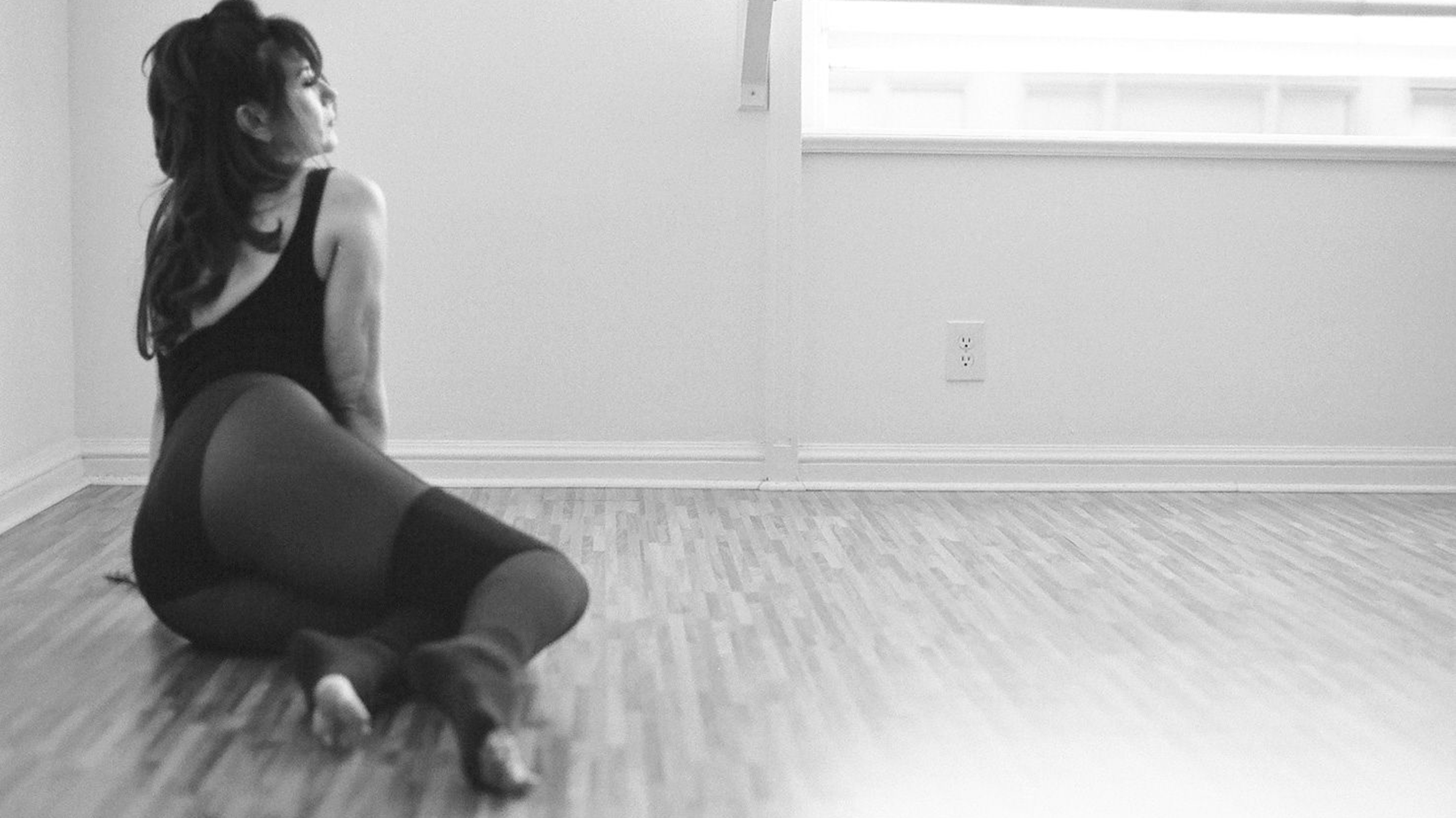 Maintain Dancer's Leg 10 Minute Tuneup with Brigitte