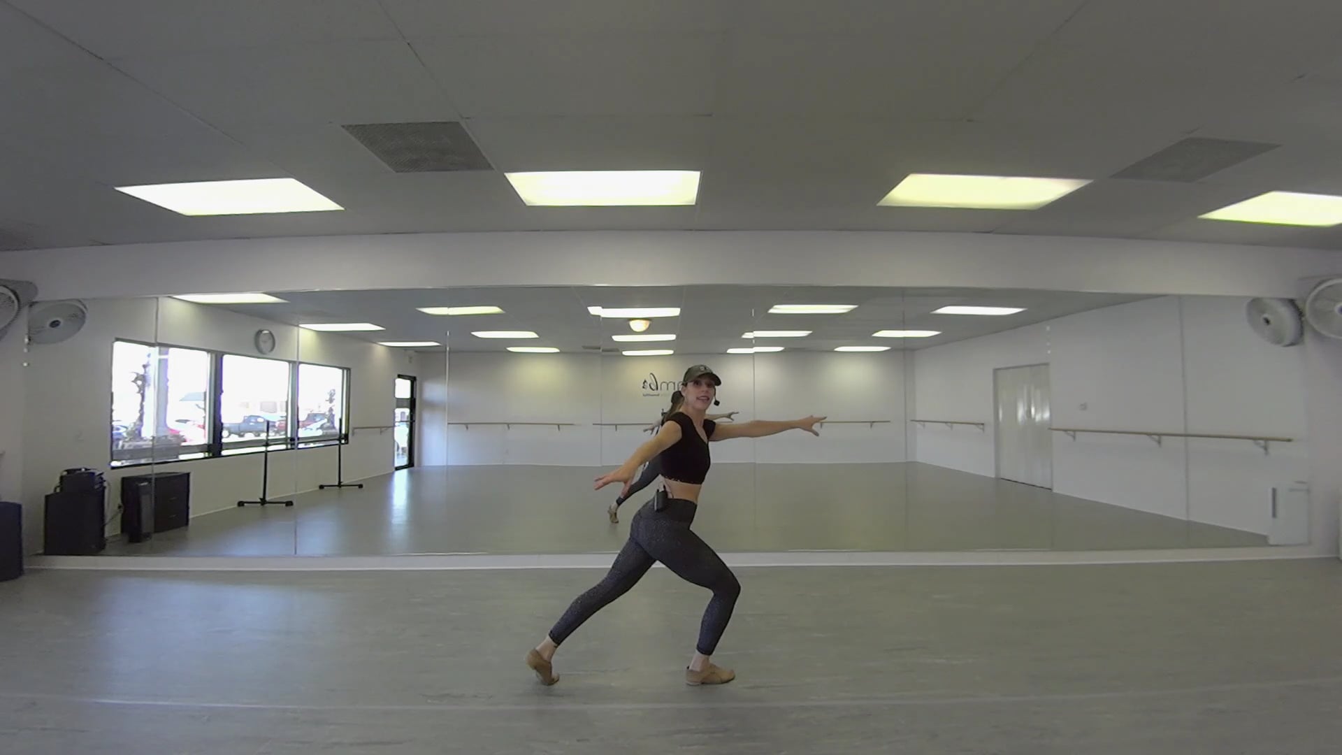 "Heart to Break" Cardio Dance Tutorial + Routine