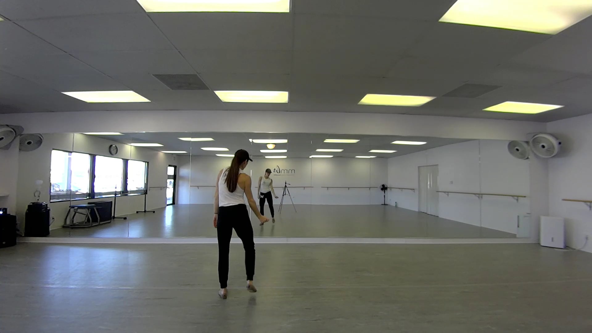 "London Bridge" Cardio Dance Tutorial + Routine