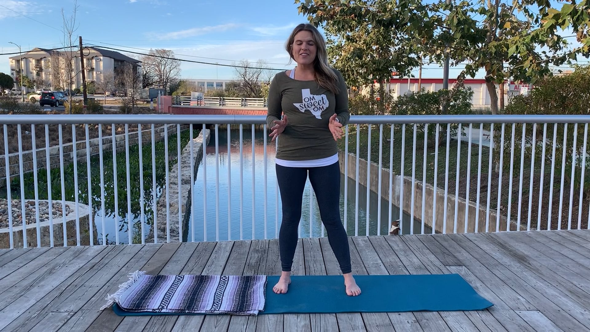 Mobile Om Yoga Video