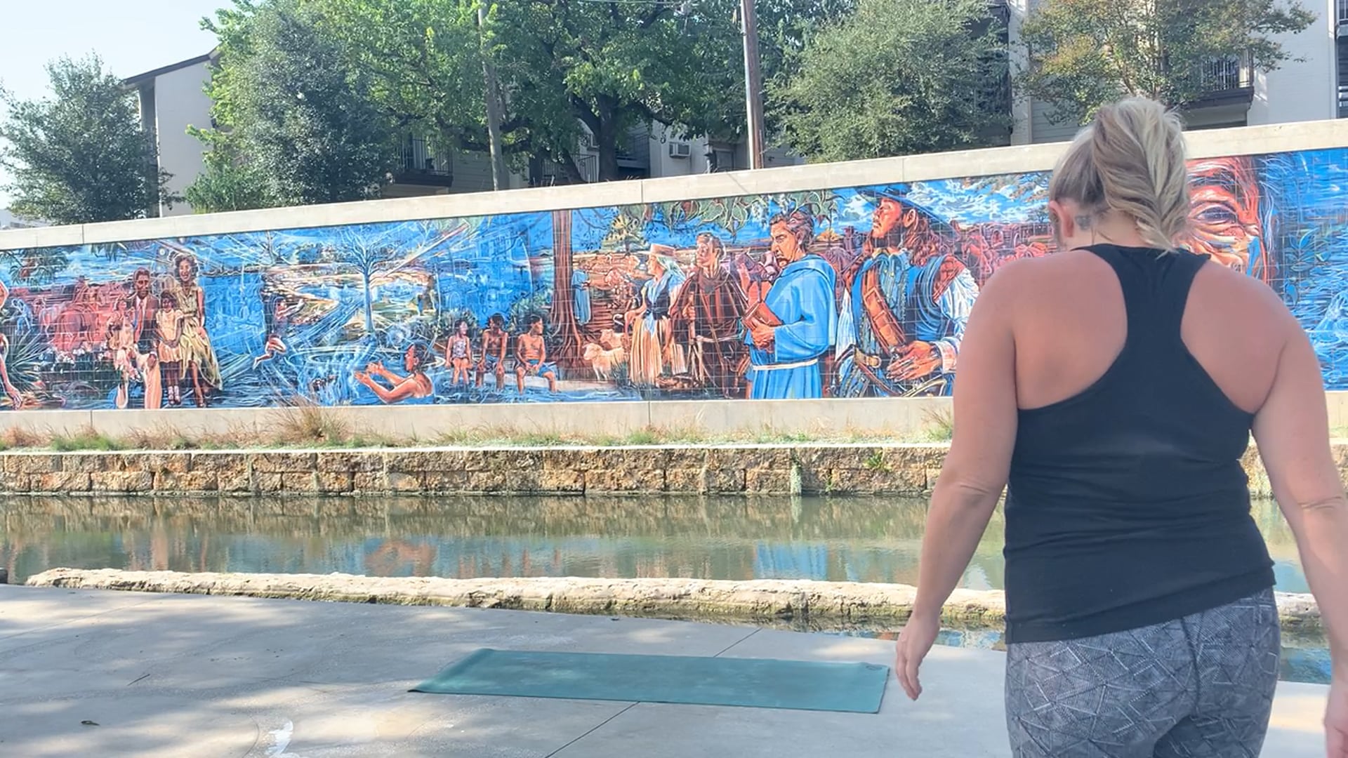 Mobile Om Yoga Video