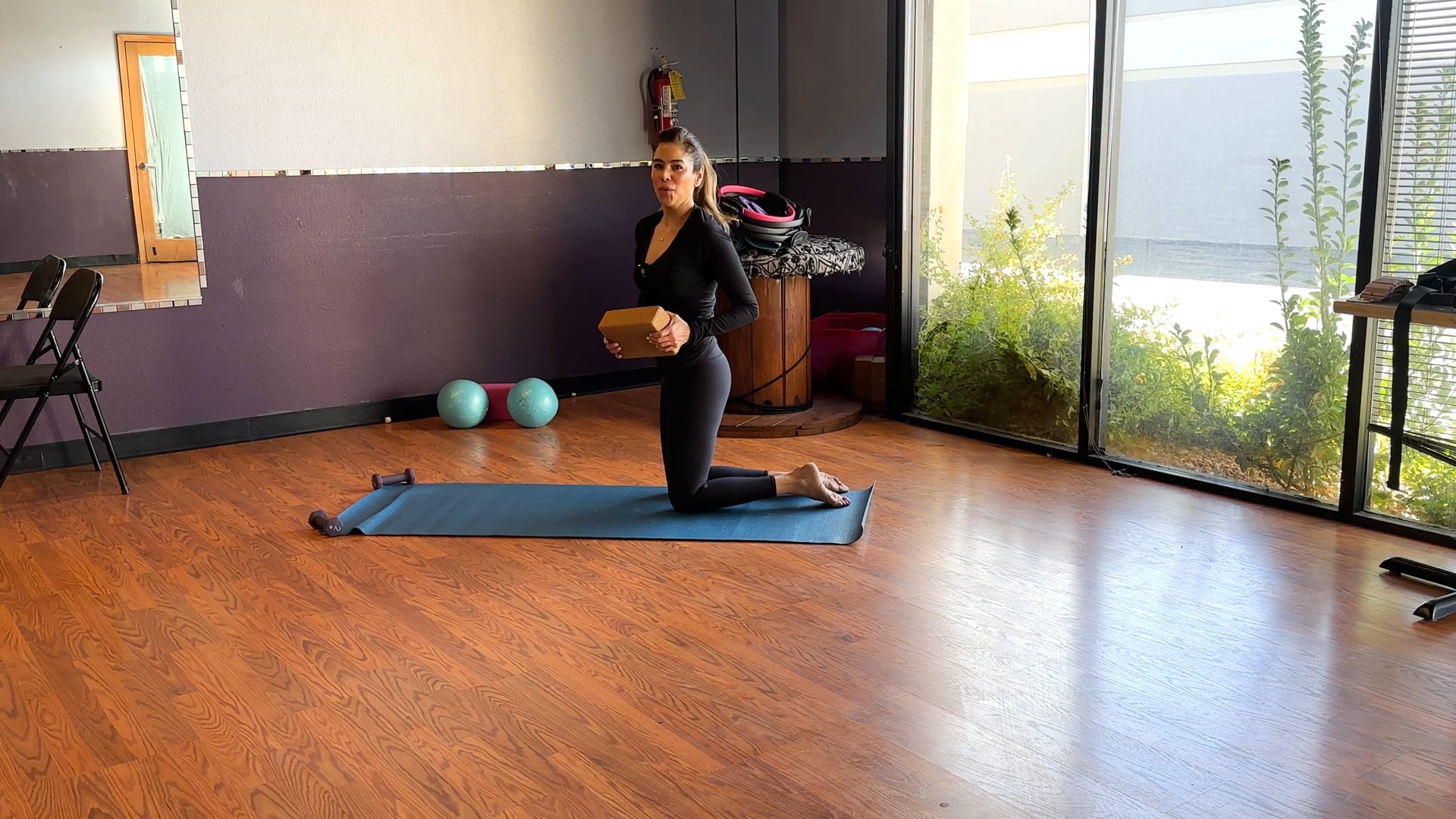 8 Minute Abs and Stretch