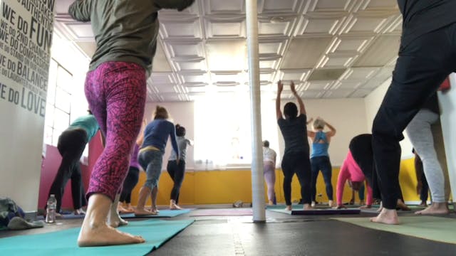 All-levels Yoga Flow Studio Class