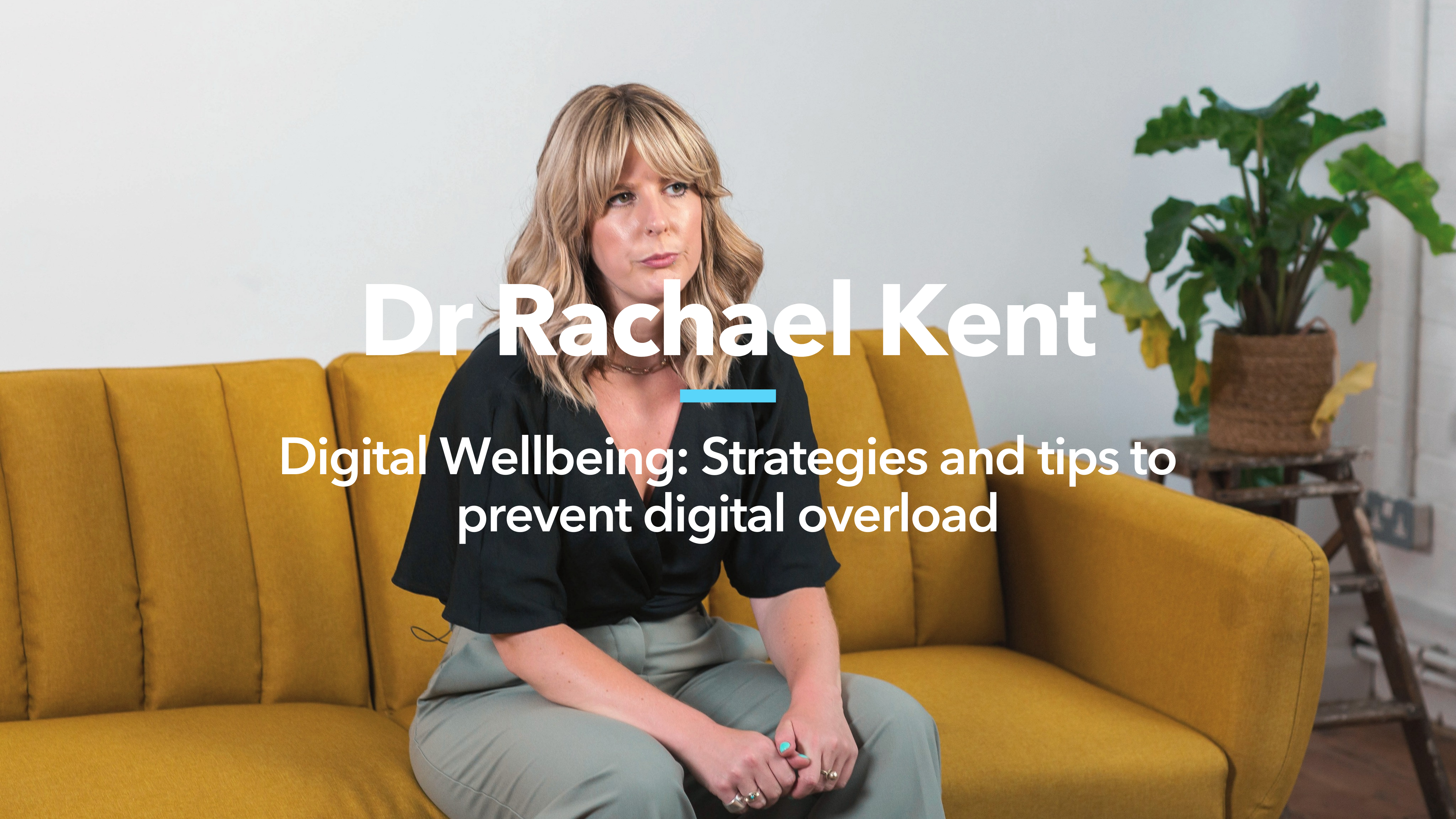 Dr Rachael Kent teaches Digital Wellbeing