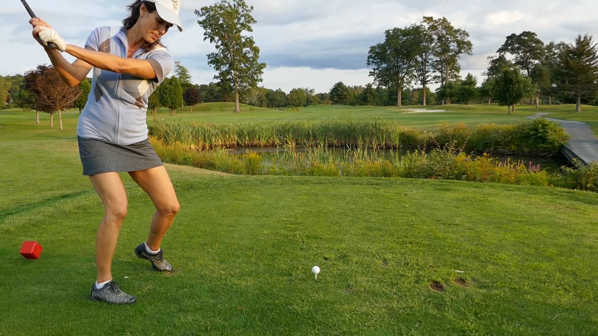 How's Your Knee Action?