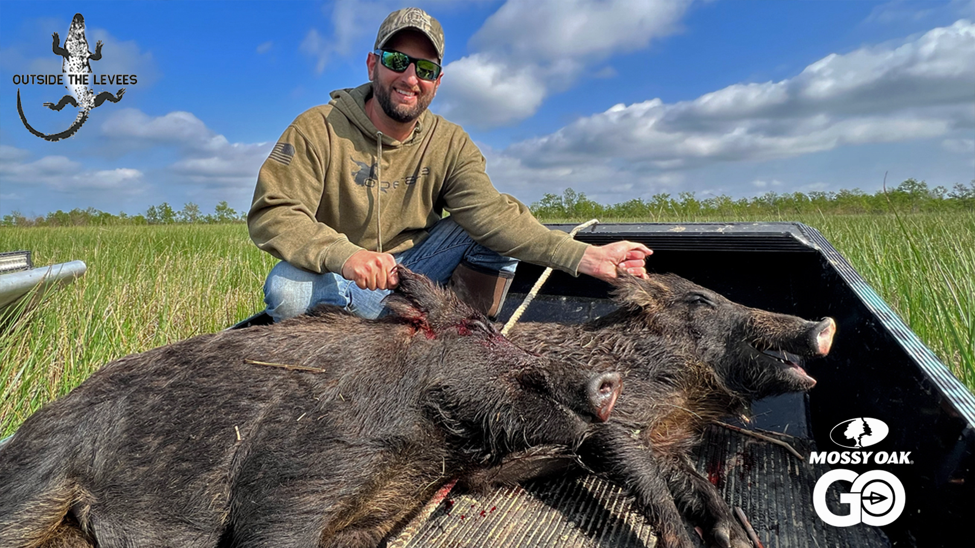 Shooting WILD HOGS from an Airboat and a WILD GAME Cookoff • Outside the Levees