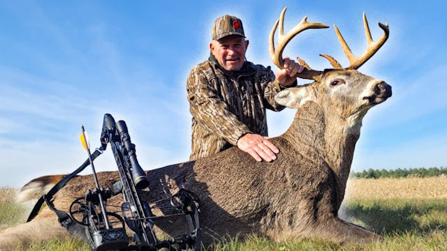 Hunting an 11 Year Old WARRIOR Buck |...