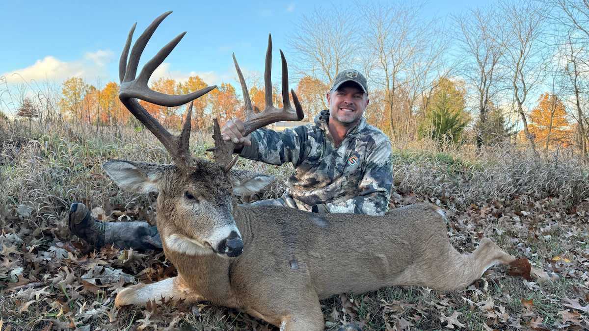 Passing Giants Looking For 2 Specific Deer! • Stompin' Groundz