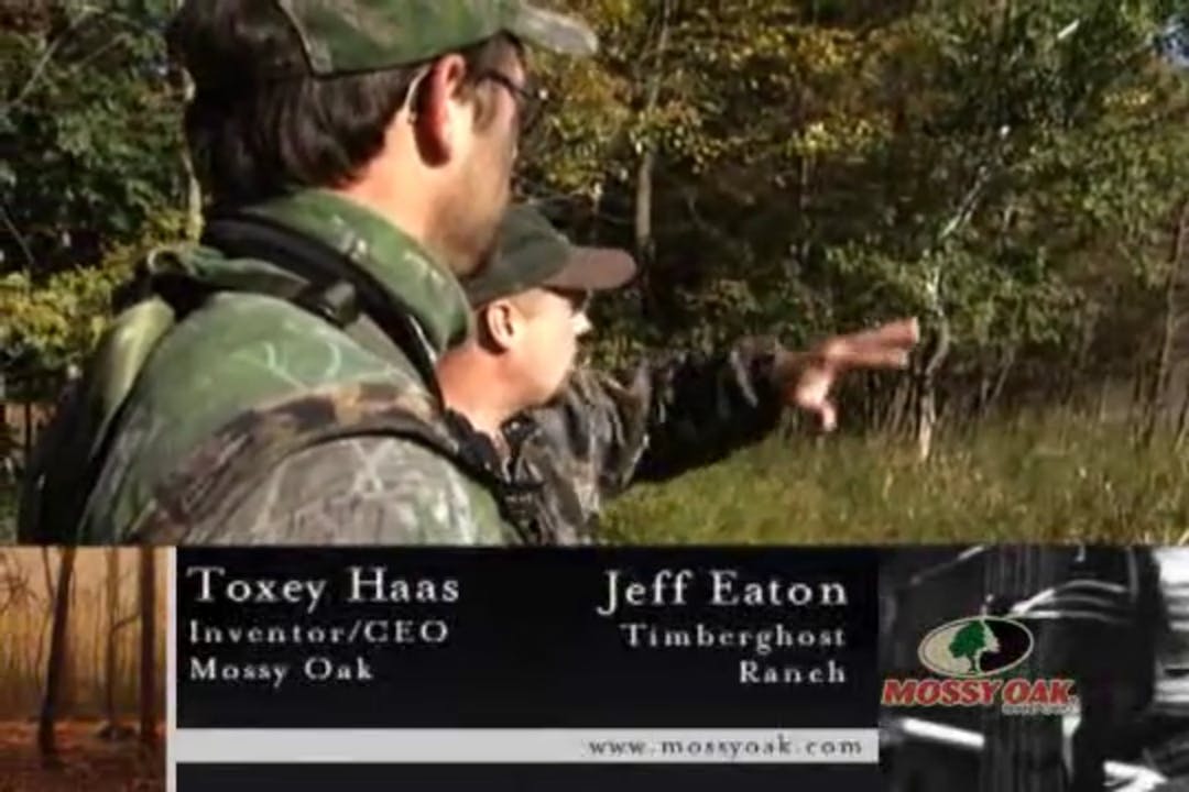 Whitetails in the Oak Flats • Big Iowa Bucks Mossy Oak GO