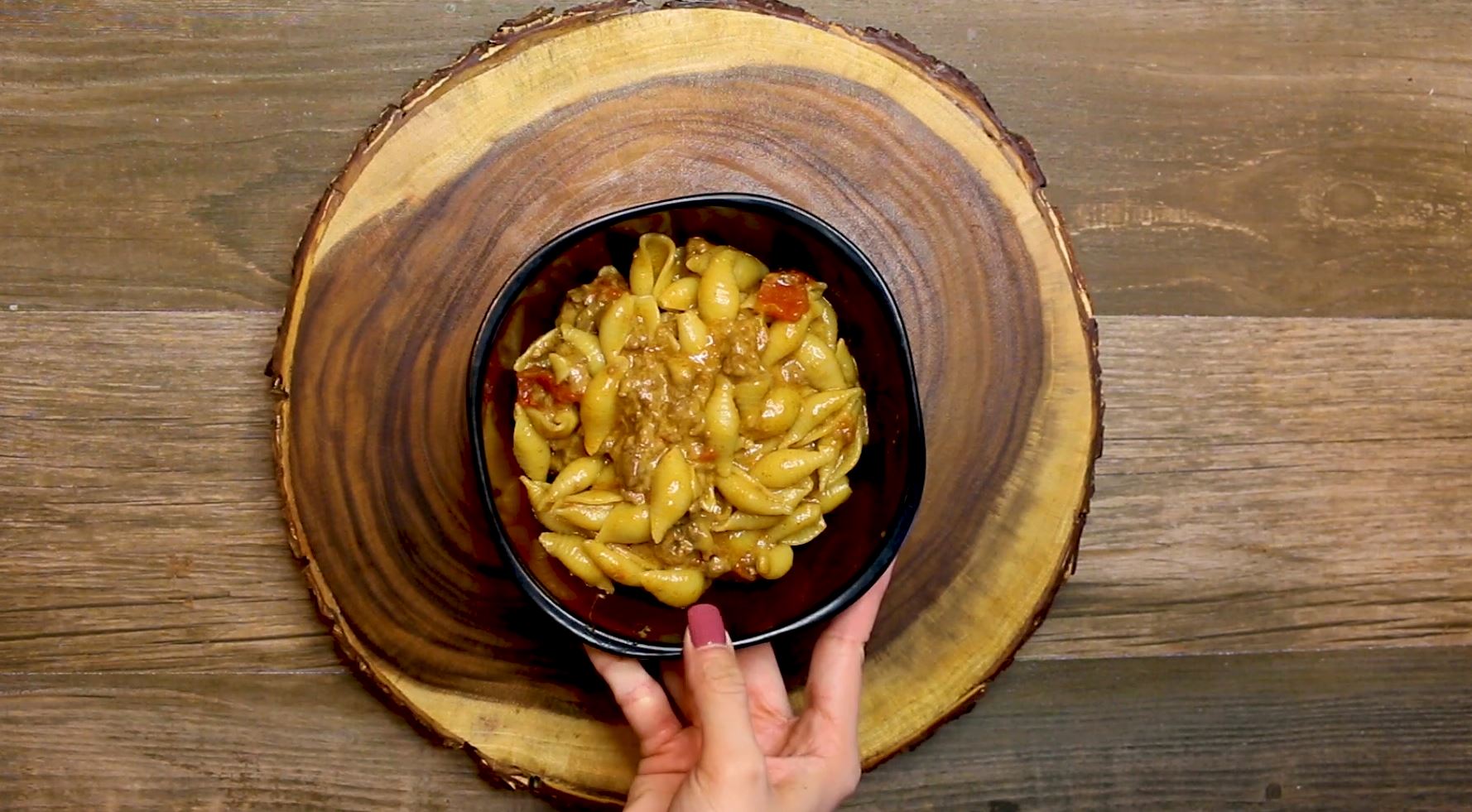 Mac N Cheese Venison • KIITK