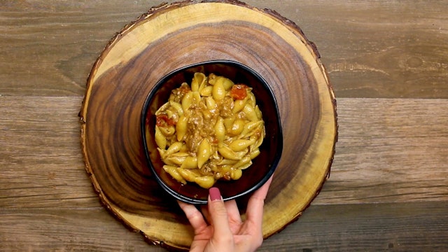 Mac N Cheese Venison • KIITK