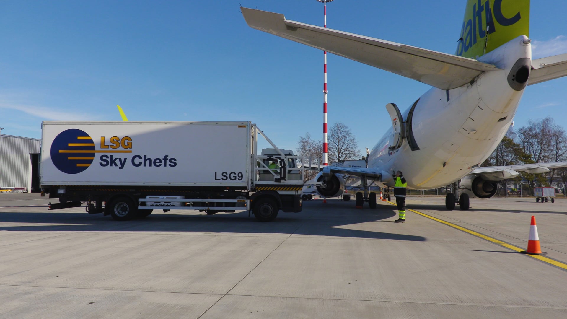 The Inflight Food Trip: S1.E4 The Meal Selection