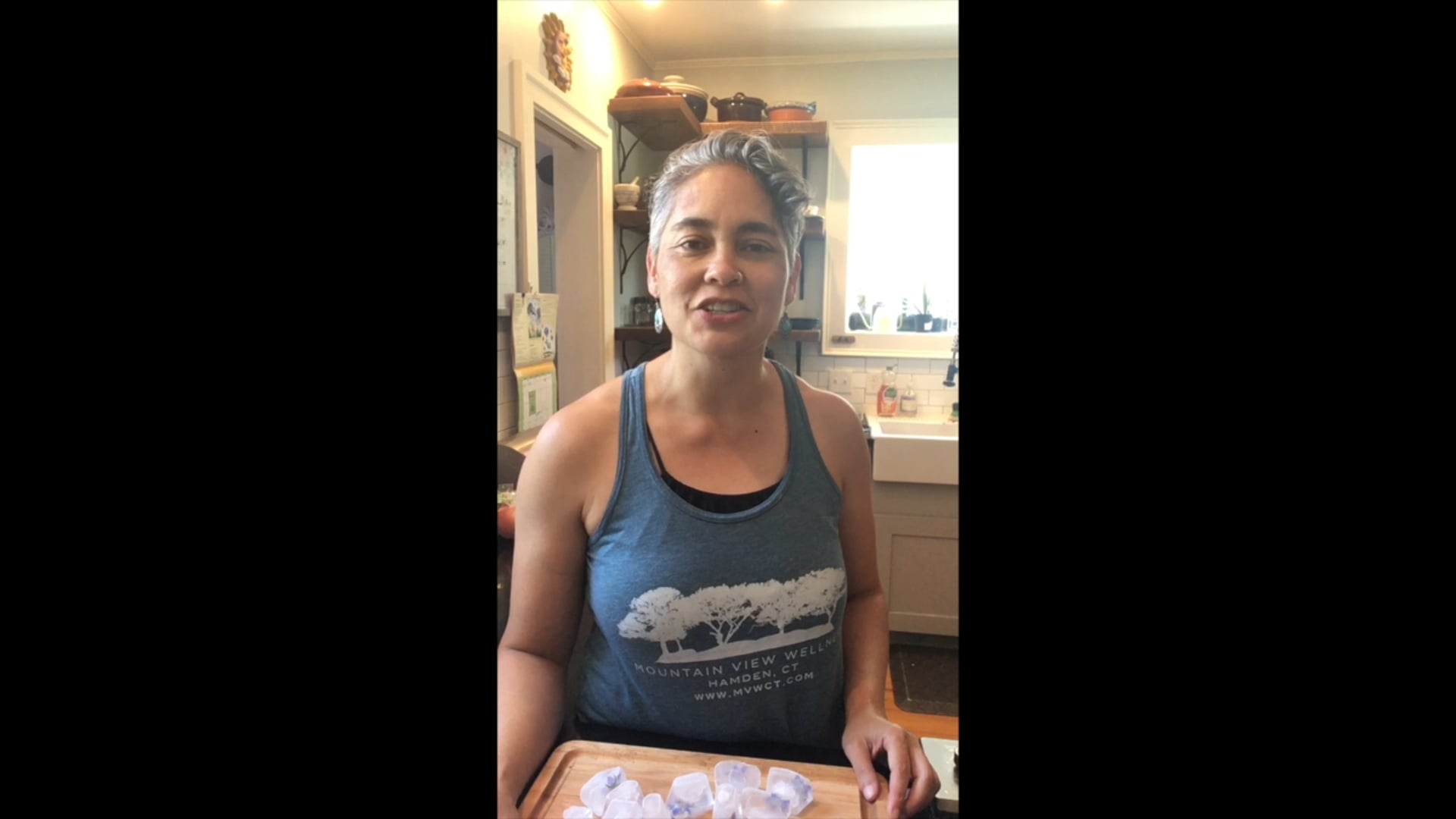 DIY flower ice cubes