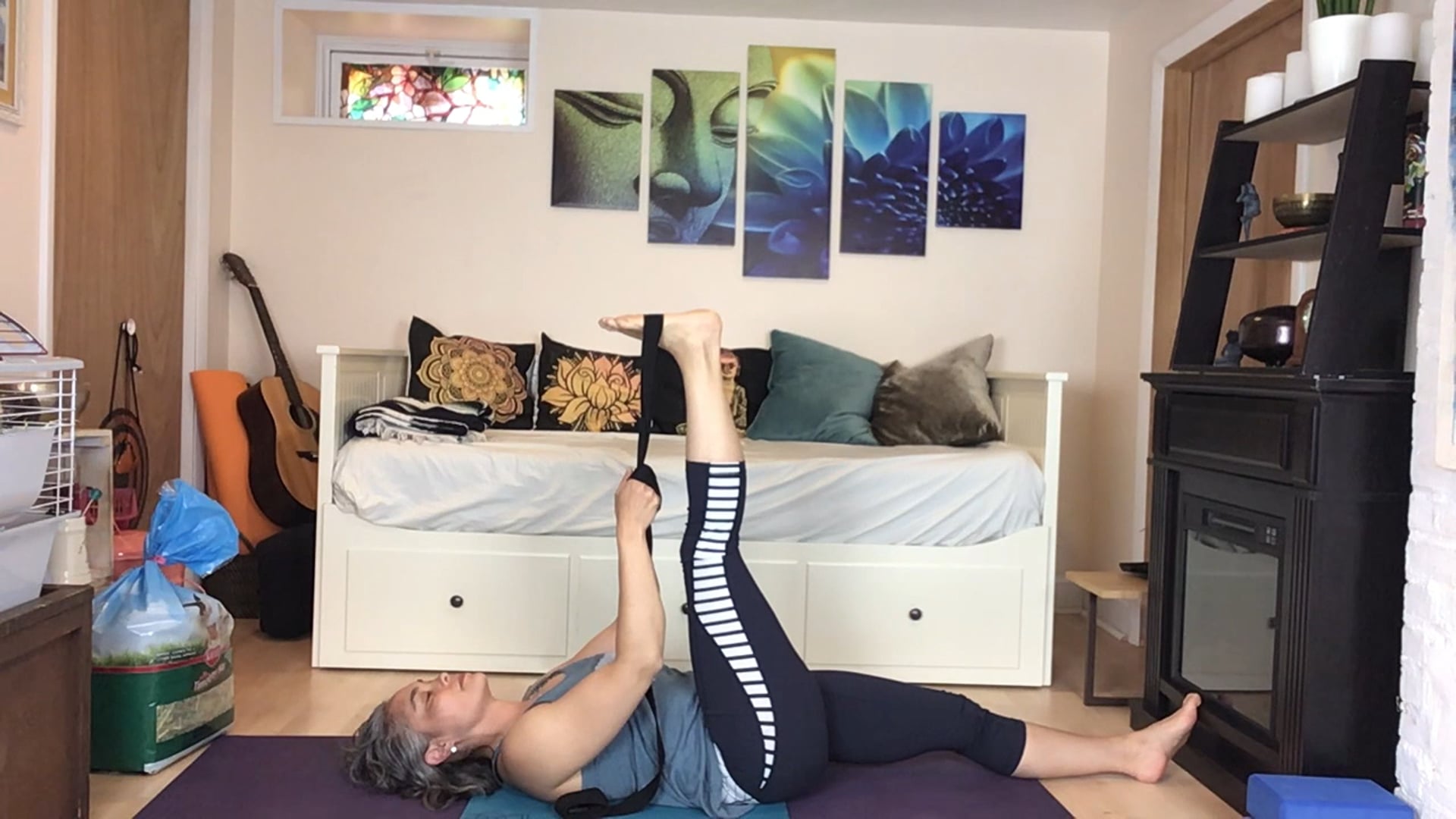 The Bee's Knees: Stretch & Strengthen your Knees