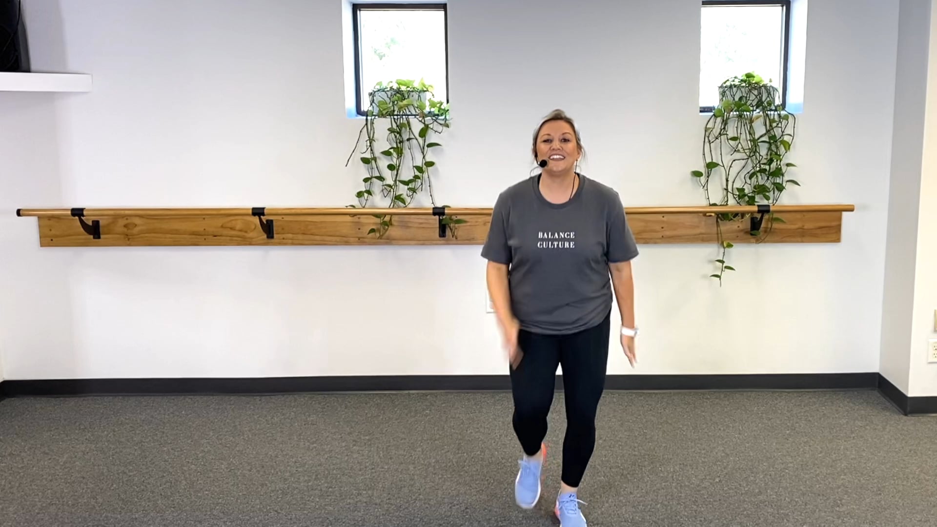 Beginner Cardio with Stephanie 